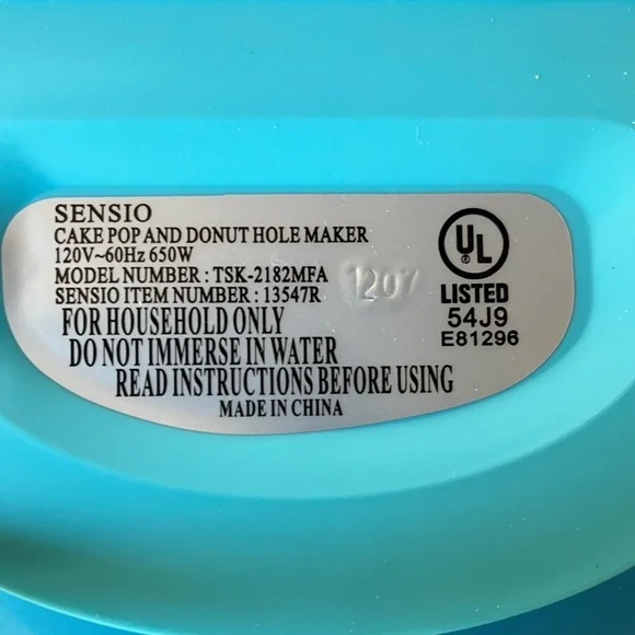 Cake Pop and Donut Hole Maker, Treat Maker, Easy Non Stick, Bella, Used in Box, - Picture 9 of 11